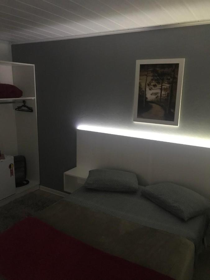 Suite Em Gramado, Proxima A Avenida Das Hortencias Eksteriør bilde