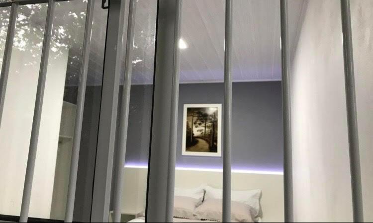 Suite Em Gramado, Proxima A Avenida Das Hortencias Eksteriør bilde